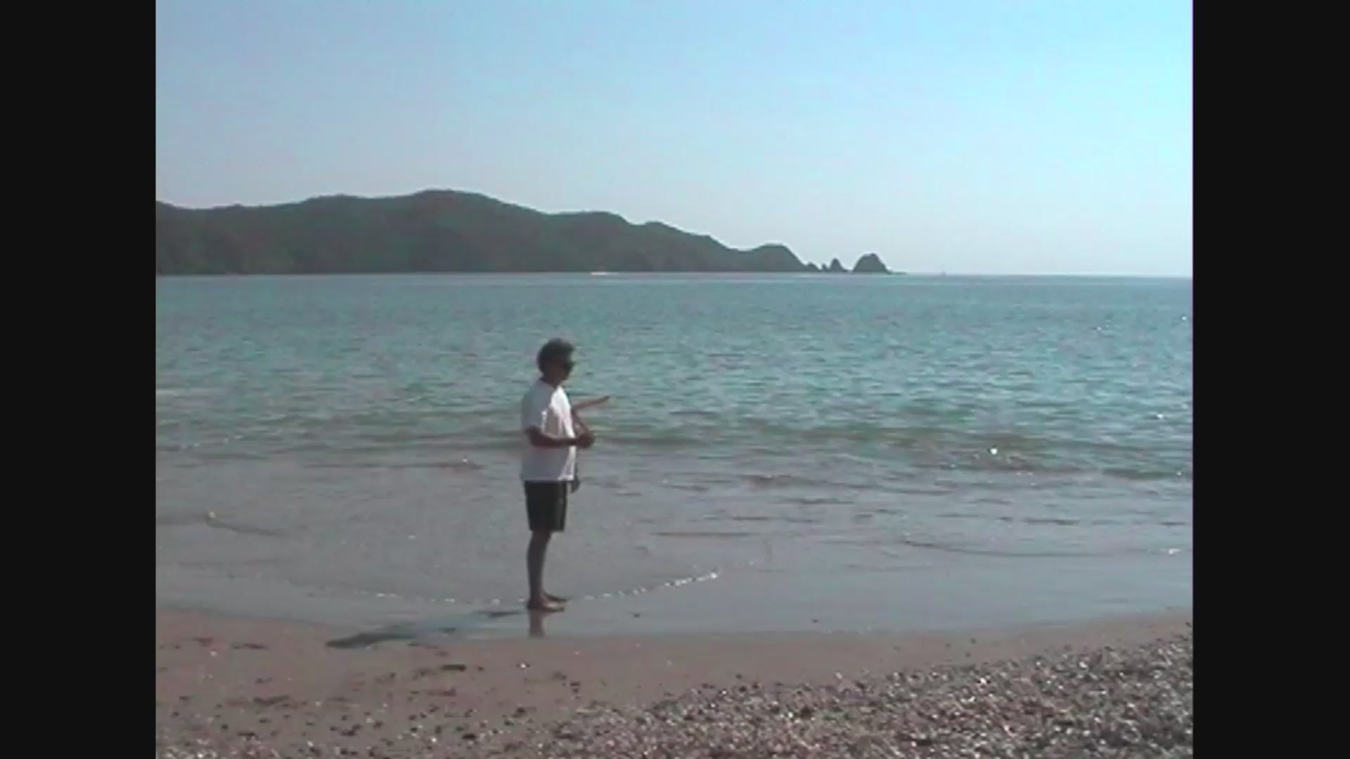 Aussie Magic Sport Boomerang 3 in a row on beach